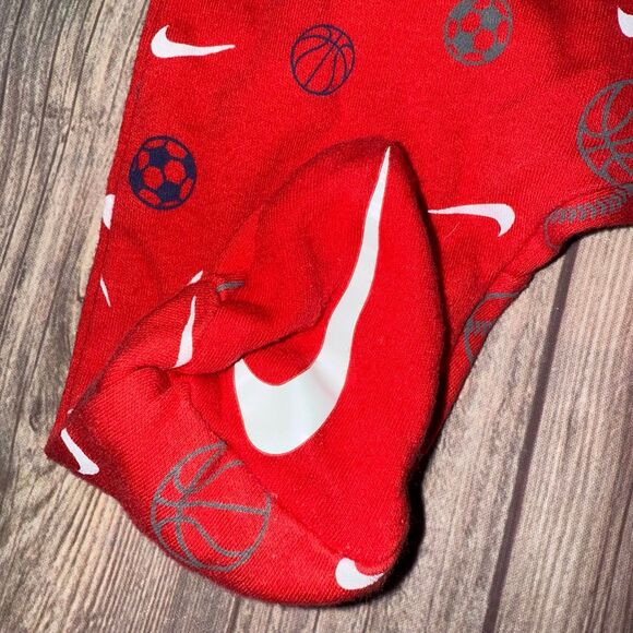 Baby Nike 3 Months Sleeper - Picture 5 of 6